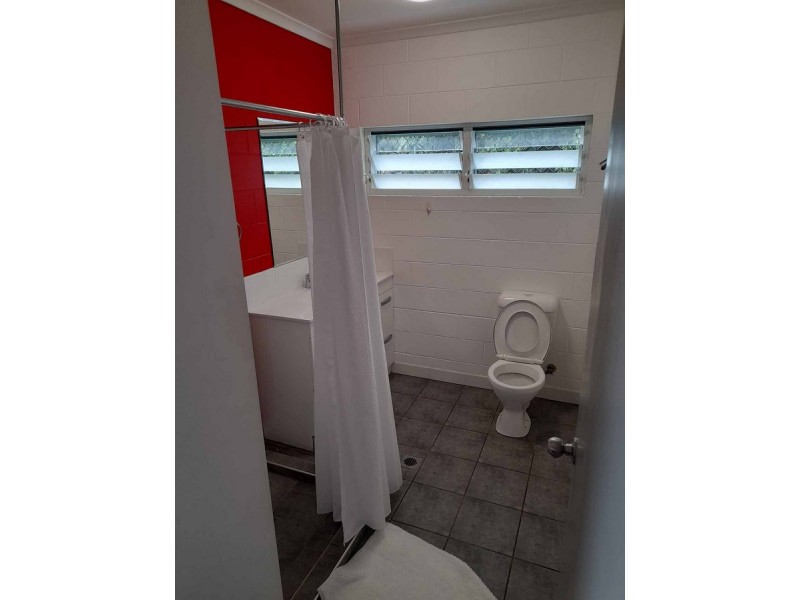 5 Vigilant Close, Bentley Park QLD 4869