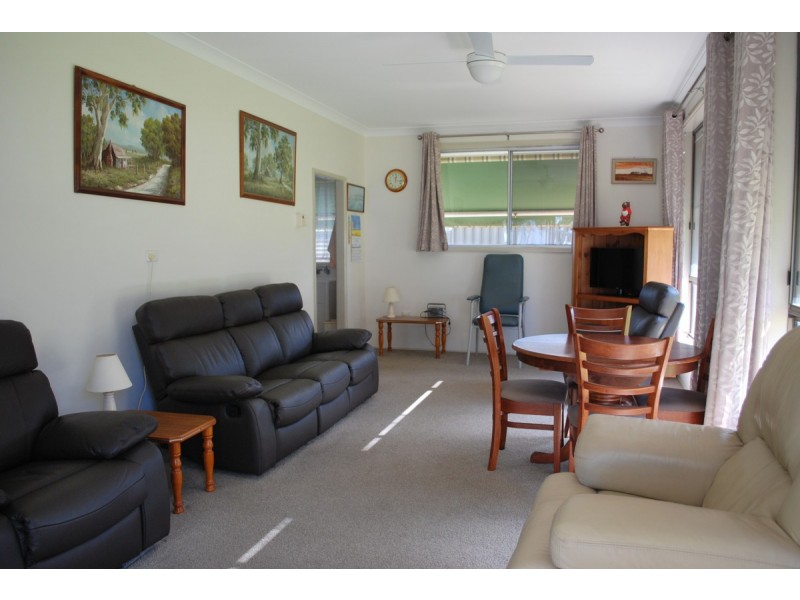 80 Jensen Road, Wadalba NSW 2259