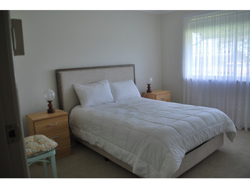 80 Jensen Road, Wadalba NSW 2259