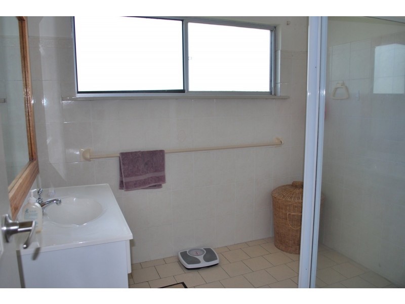 80 Jensen Road, Wadalba NSW 2259