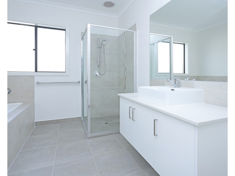 69 Belvedere Drive, Truganina VIC 3029