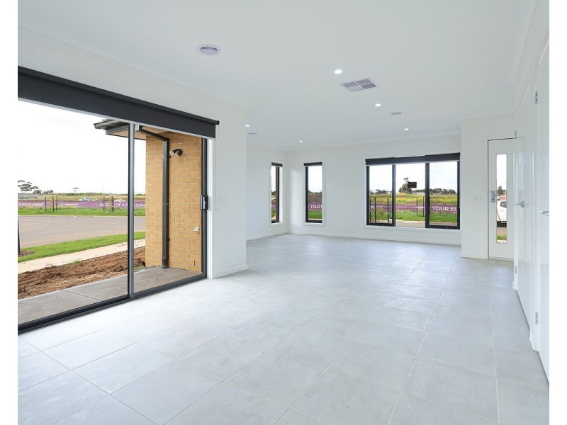 69 Belvedere Drive, Truganina VIC 3029