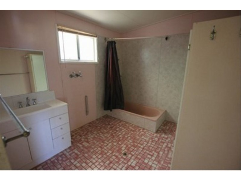 5 Connor Street, Emu Park QLD 4710