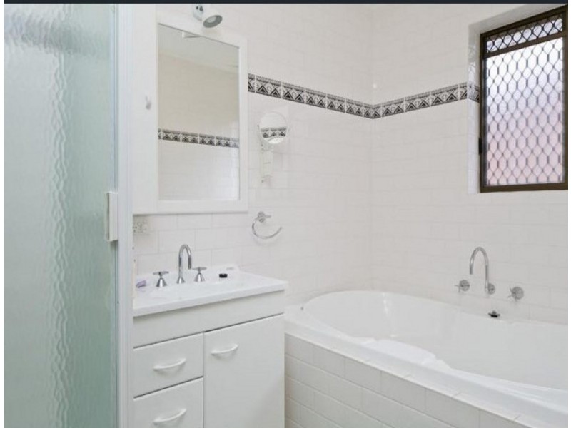 8 Birkinshaw Avenue, Tranmere SA 5073