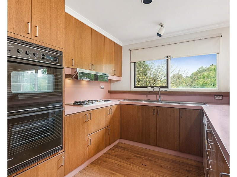 104 Rathmullen Quadrant, Doncaster VIC 3108