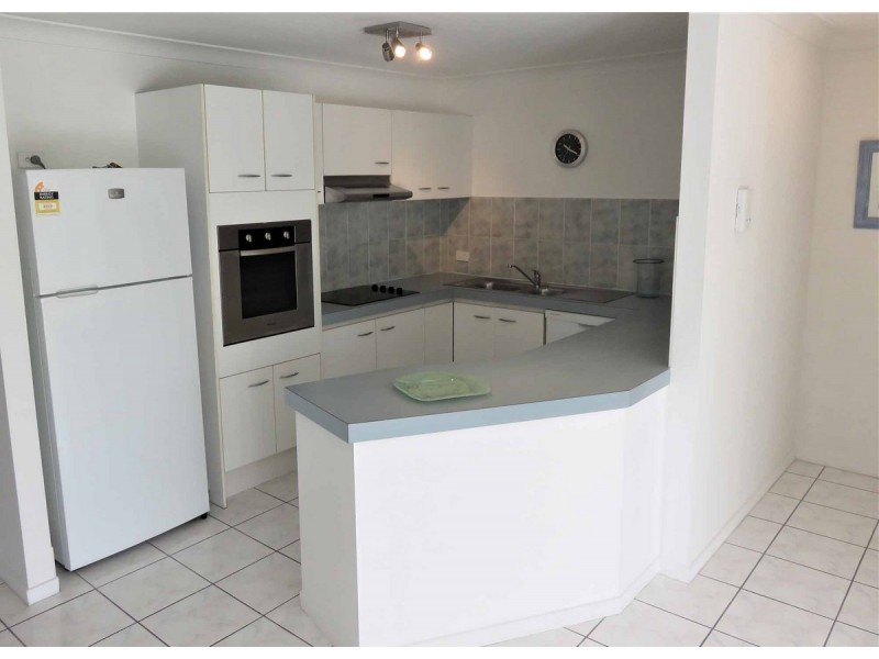 . Seagull Avenue, Mermaid Beach QLD 4218