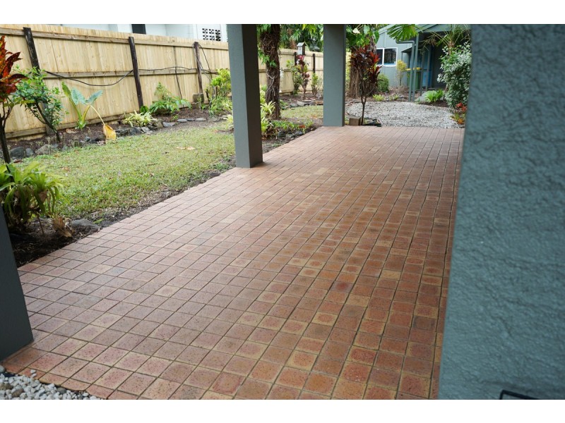 B/76 Veivers Road, Palm Cove QLD 4879