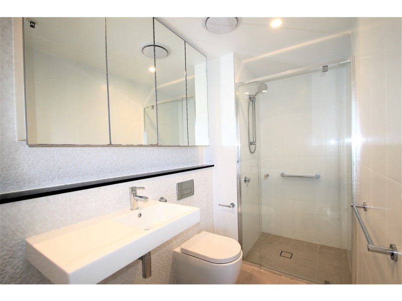 1301/12 Cunningham Street, Newstead QLD 4006