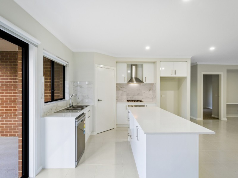 7 Coolbinia Avenue, Werribee VIC 3030