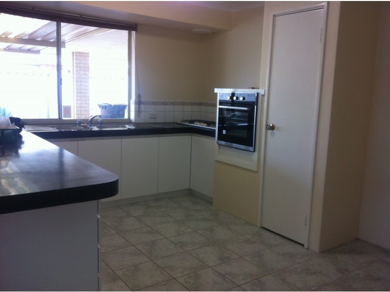 125 Hamelin Drive, Ballajura WA 6066