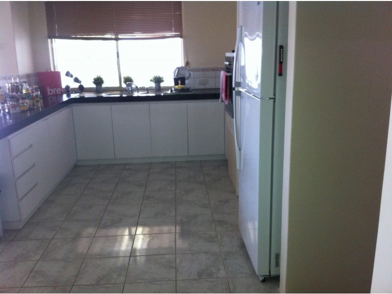 125 Hamelin Drive, Ballajura WA 6066