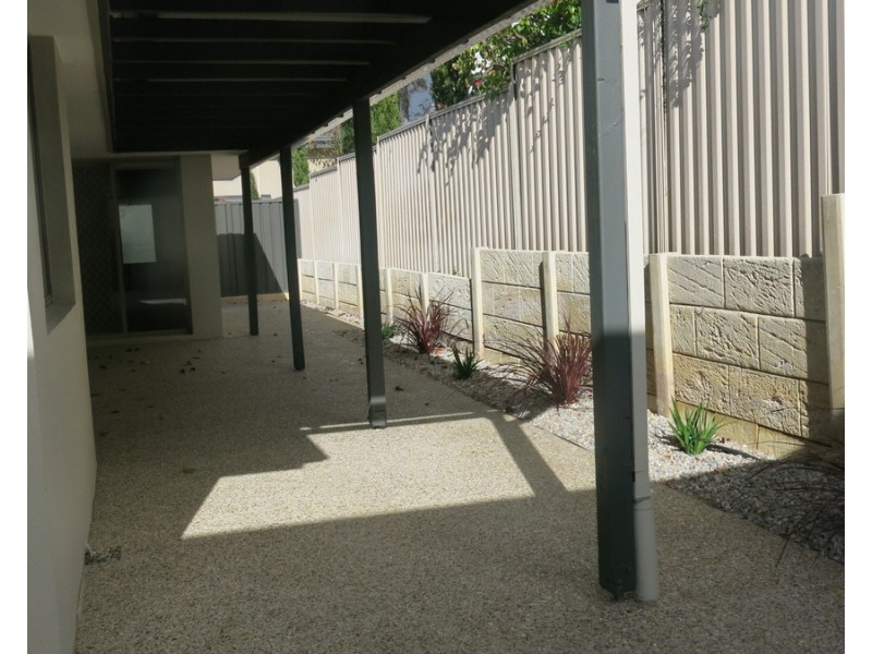 2/55 South Terrace Street, Como WA 6152