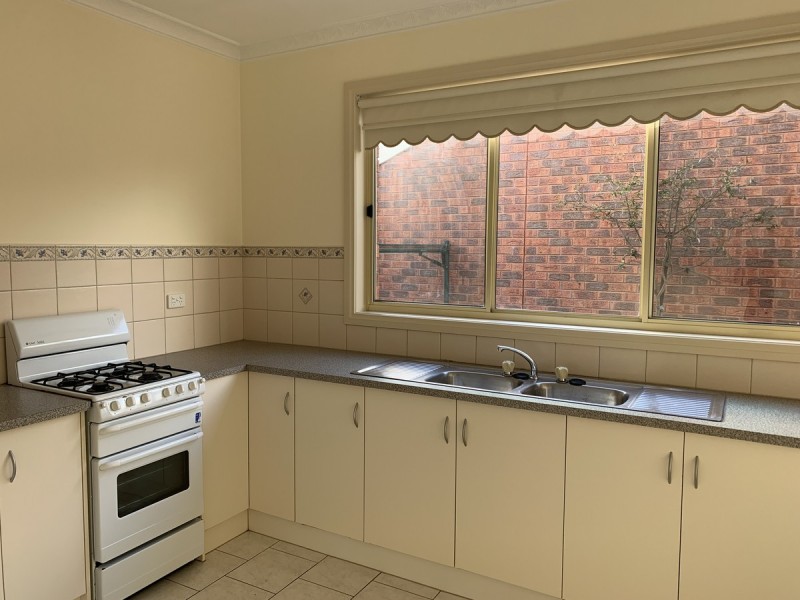 37 Spicer Boulevard, Altona Meadows VIC 3028