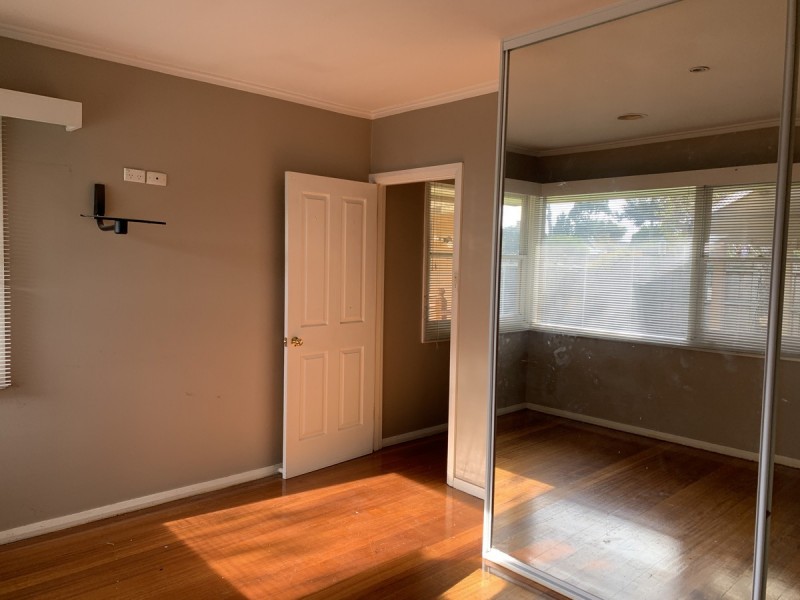 25 Cameron Avenue, Altona Meadows VIC 3028