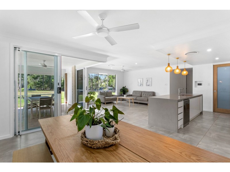 442 Oakey Flat Road, Morayfield QLD 4506