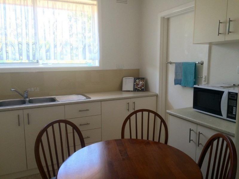 4/49 Challis Street, Newport VIC 3015