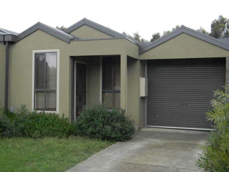 6 Charlesworth Street, Laverton VIC 3028