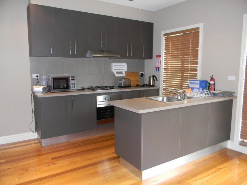 6 Charlesworth Street, Laverton VIC 3028