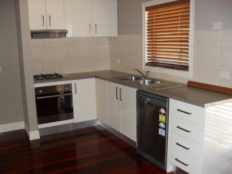 1A Wood Street, Deer Park VIC 3023