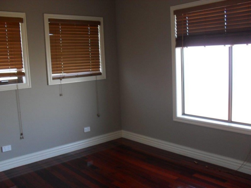 1A Wood Street, Deer Park VIC 3023