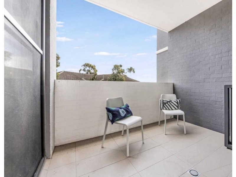 215/1 Vermont Crescent, Riverwood NSW 2210