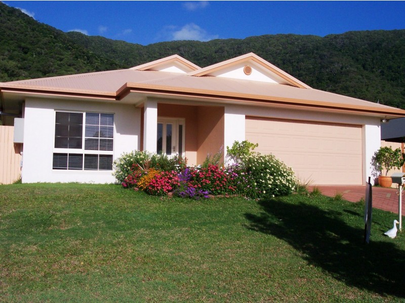 4 Palmetto Street, Palm Cove QLD 4879