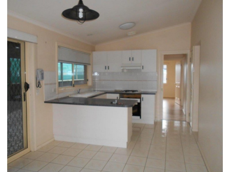 13 Barrow Court, Hoppers Crossing VIC 3029