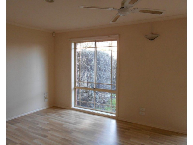 13 Barrow Court, Hoppers Crossing VIC 3029