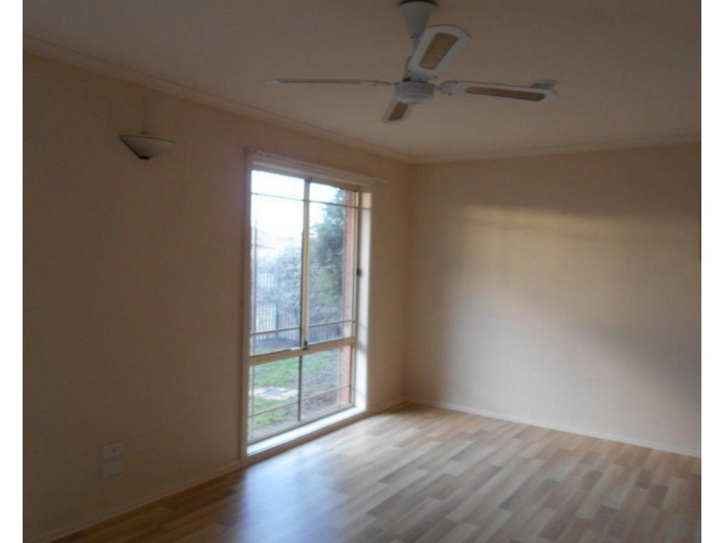 13 Barrow Court, Hoppers Crossing VIC 3029