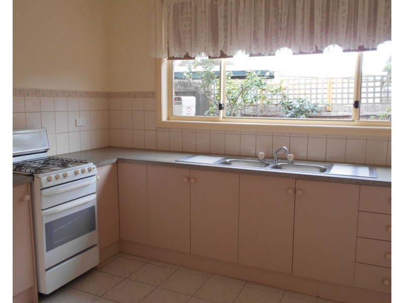 B/27 Wackett  Street, Laverton VIC 3028