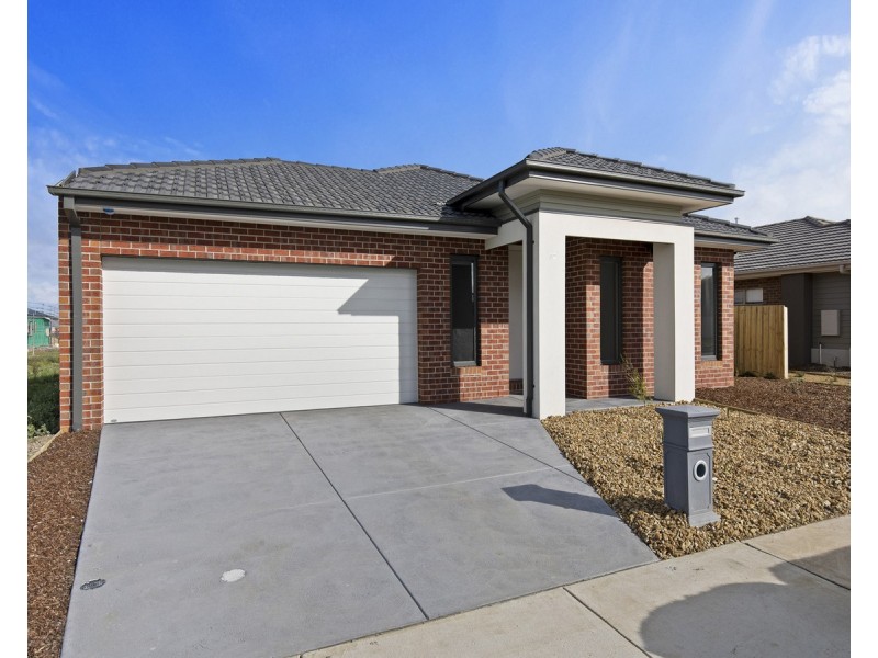 32 Berrigan Drive, Bonshaw VIC 3352
