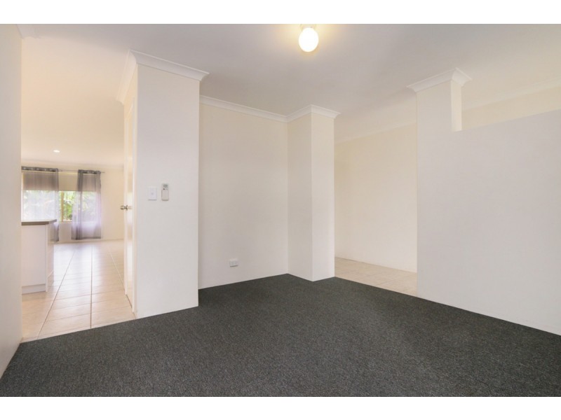 82 Bottlebrush Drive, Kiara WA 6054