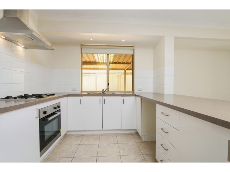 82 Bottlebrush Drive, Kiara WA 6054