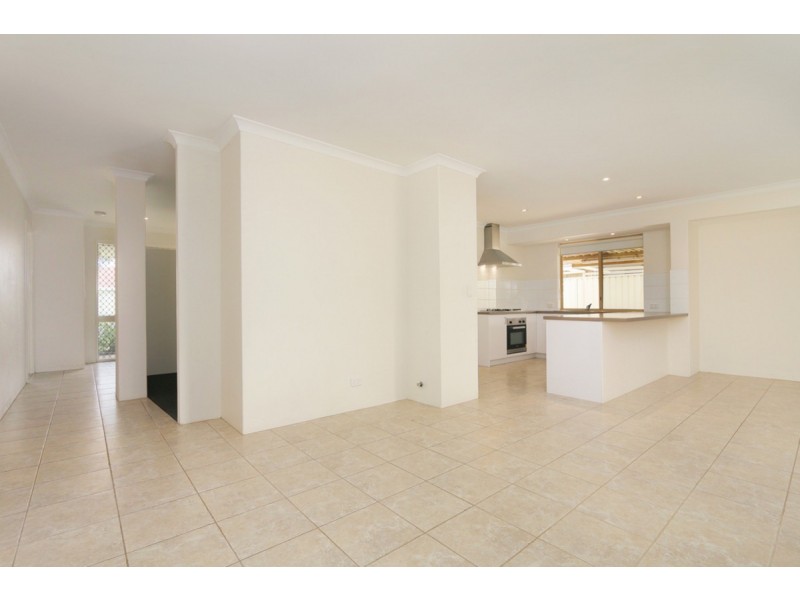 82 Bottlebrush Drive, Kiara WA 6054