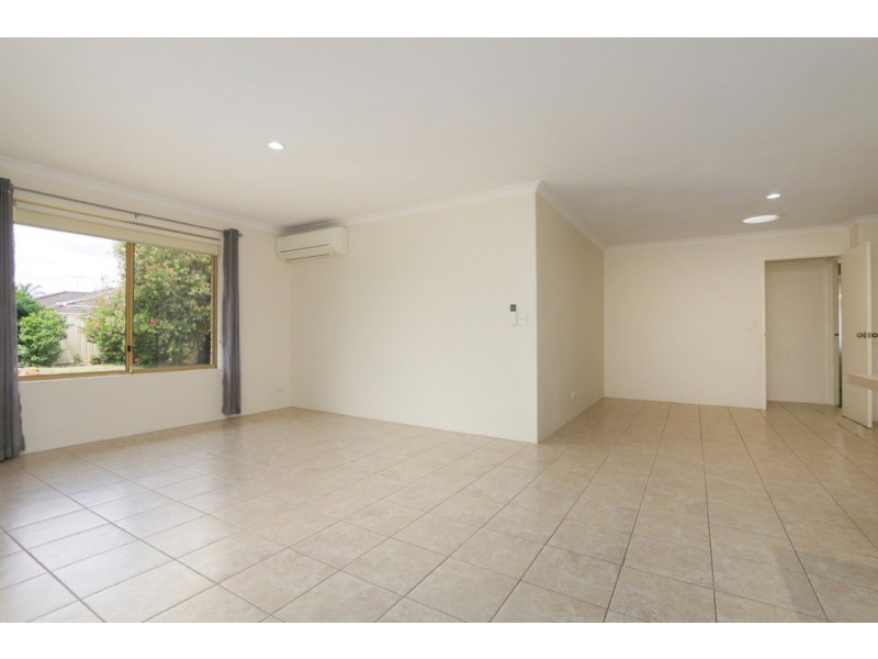 82 Bottlebrush Drive, Kiara WA 6054
