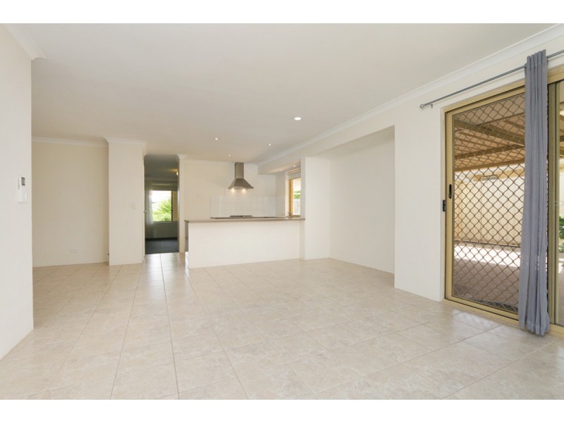 82 Bottlebrush Drive, Kiara WA 6054