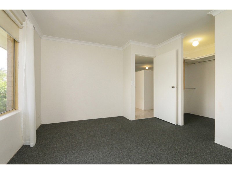 82 Bottlebrush Drive, Kiara WA 6054