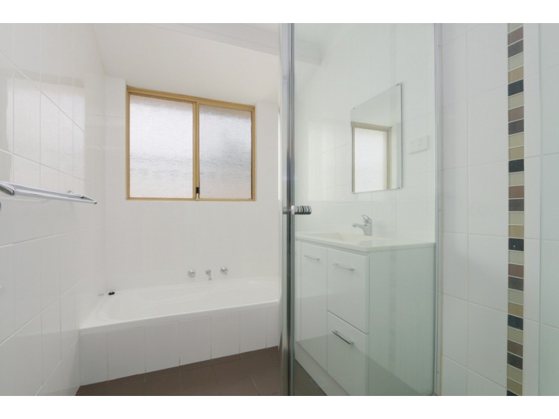 82 Bottlebrush Drive, Kiara WA 6054