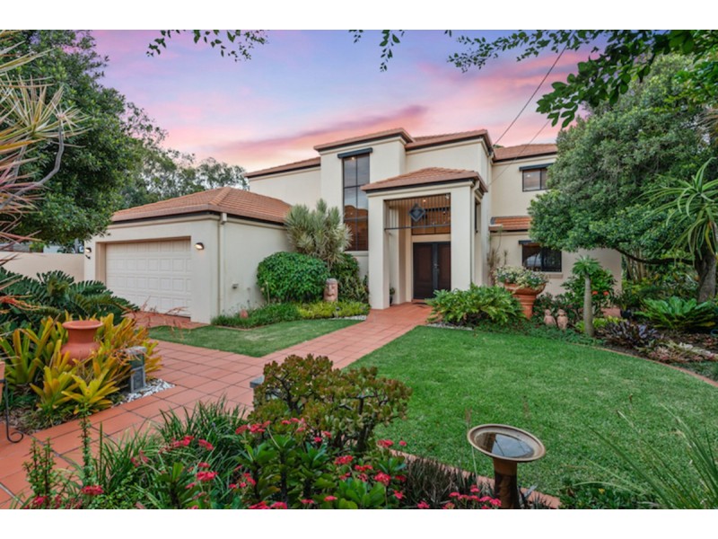 208 Main Road, Wellington Point QLD 4160