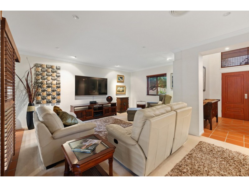 208 Main Road, Wellington Point QLD 4160