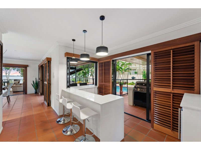 208 Main Road, Wellington Point QLD 4160