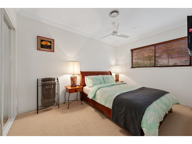 208 Main Road, Wellington Point QLD 4160