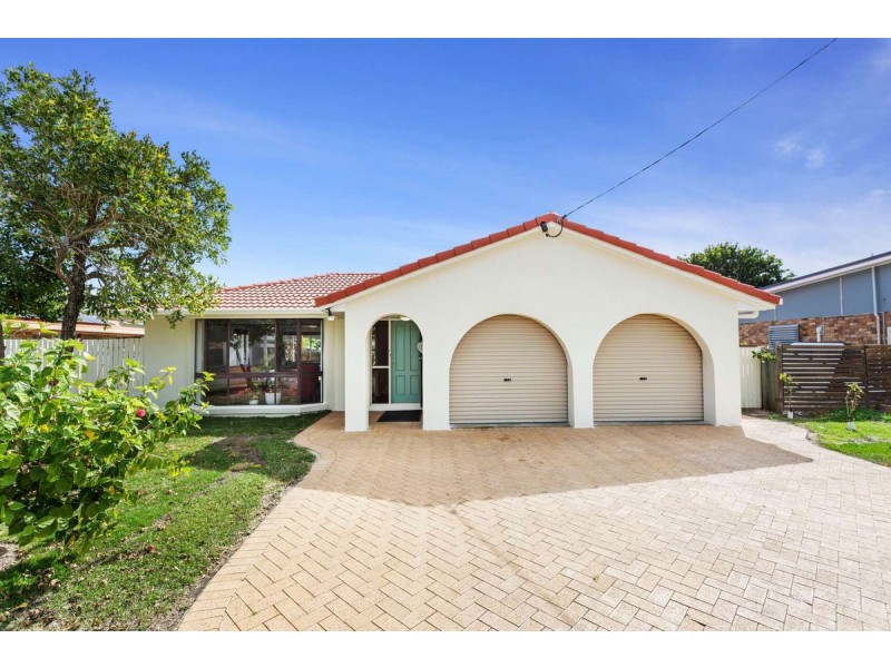 19 Green Street, Banksia Beach QLD 4507