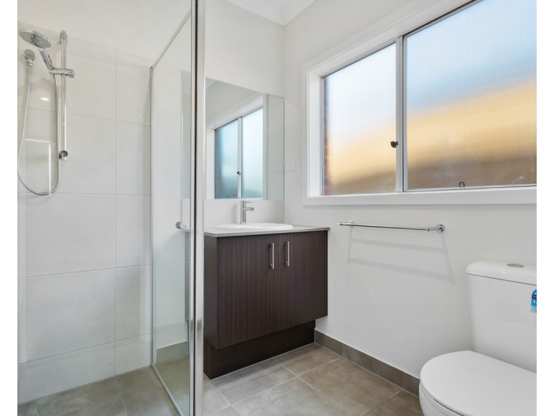 37 Honeydew Way, Rockbank VIC 3335