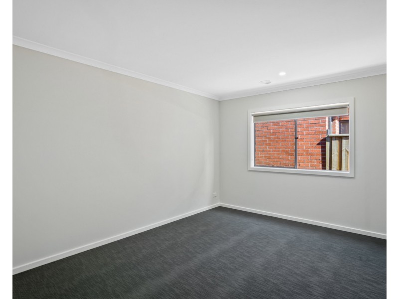 10 Chapelton Way, Werribee VIC 3030