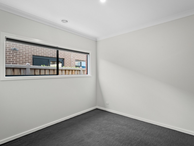 31 Vautier Avenue, Mickleham VIC 3064