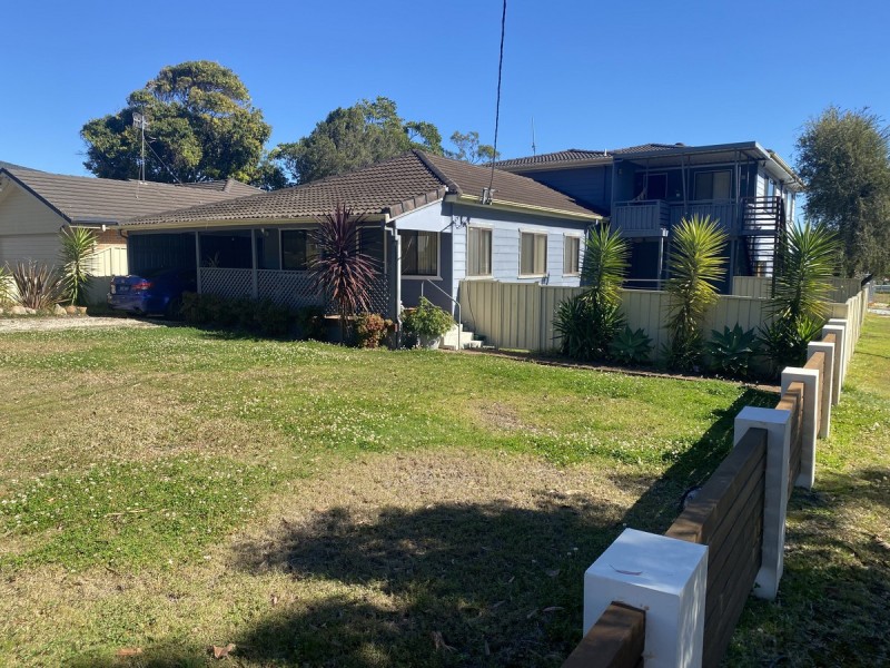 177 Bateau Bay Road, Bateau Bay NSW 2261