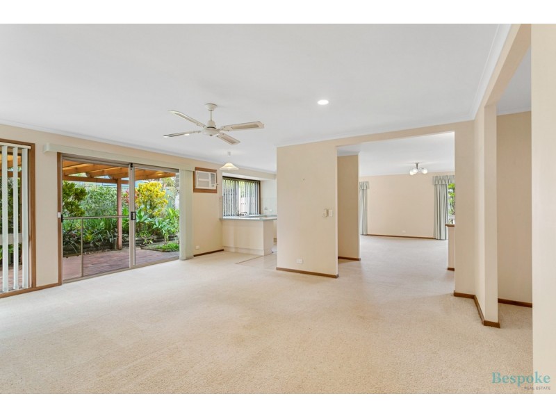 40 Gordon  Crescent, Sandstone Point QLD 4511