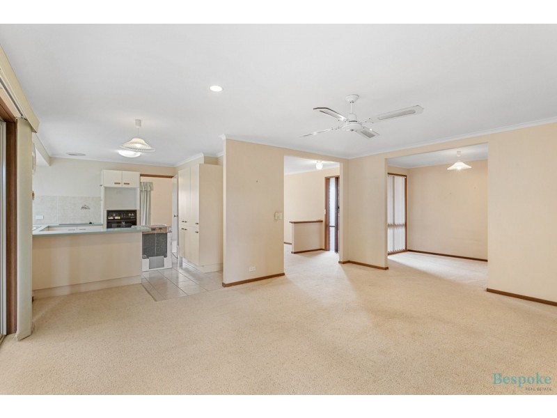 40 Gordon  Crescent, Sandstone Point QLD 4511