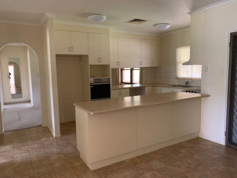 10 Lagoon Street, West Mackay QLD 4740
